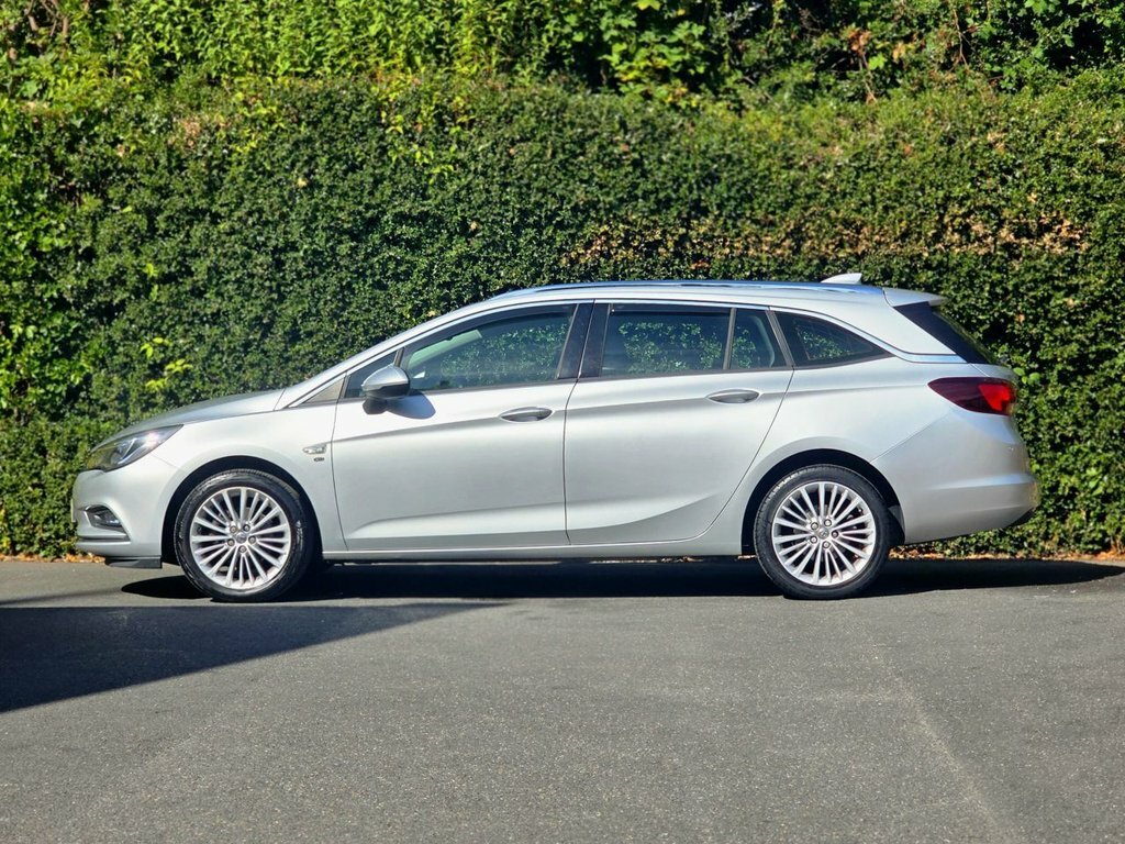 Vauxhall Astra Estate VN17CHV Silver #6