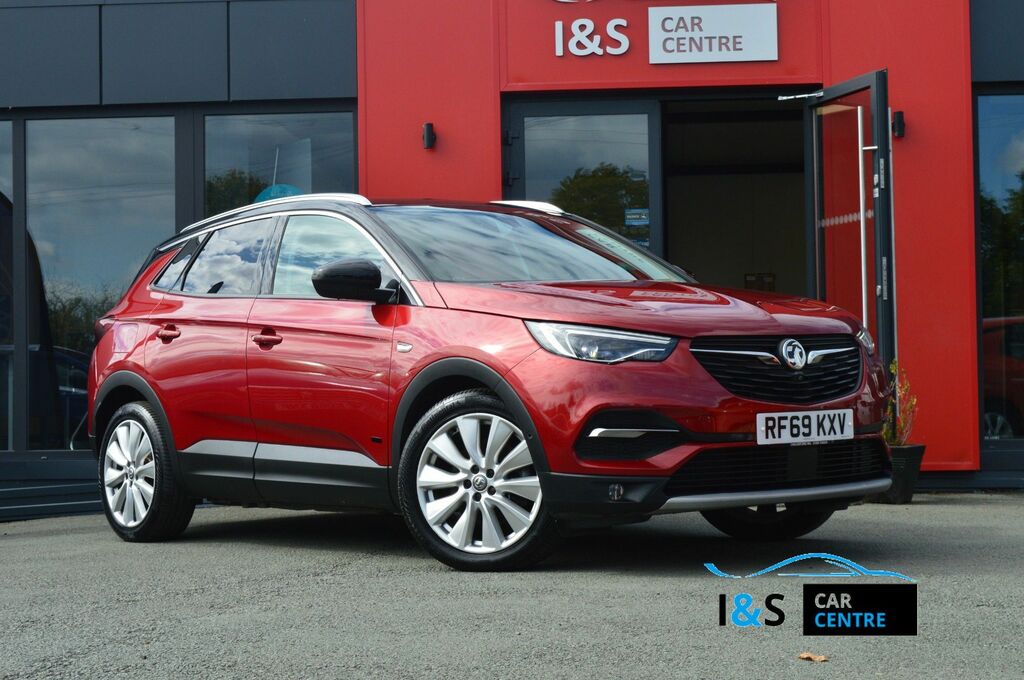 Vauxhall Grandland X 13.2Kwh Ultimate Nav Suv Red