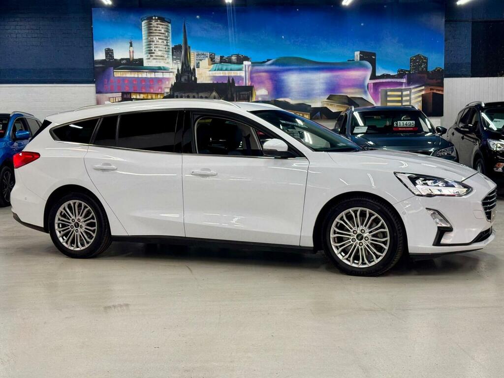 Ford Focus Estate 1.5T Ecoboost Titanium X Euro 6 Ss White #2