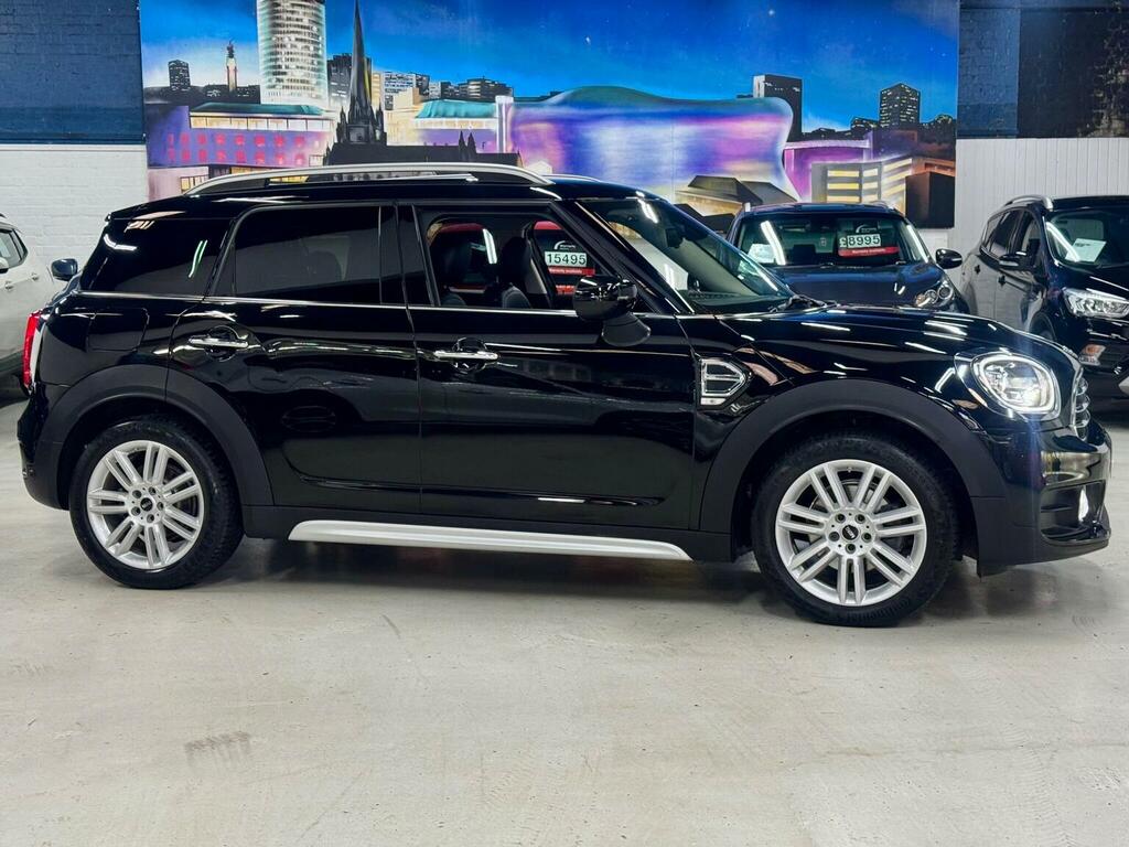 Mini Countryman Suv 1.5 Cooper Exclusive Euro 6 Ss 202020 Black #2