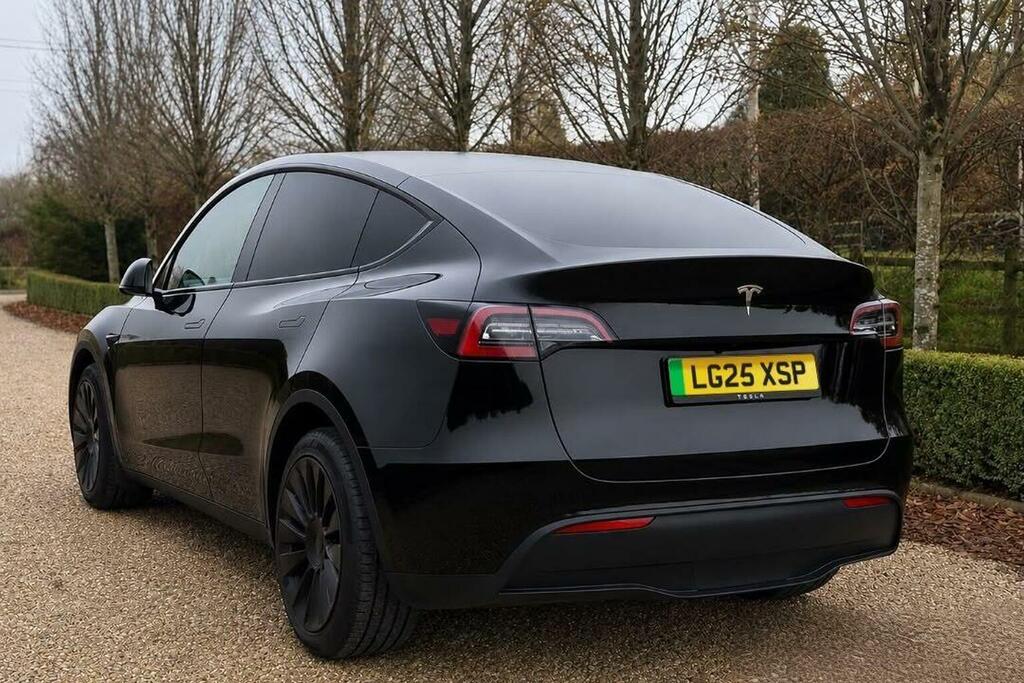 Tesla Model Y Suv Long Range Rwd 202525 LG25XSP Black #4