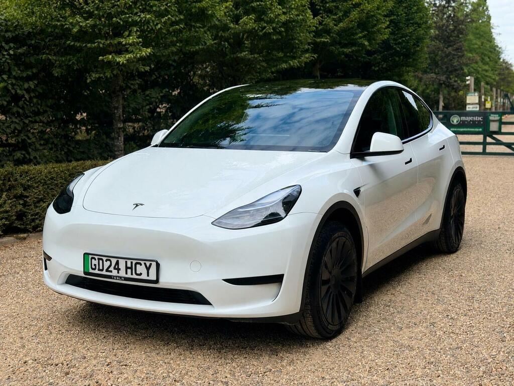 Tesla Model Y Suv Rwd 202424 White