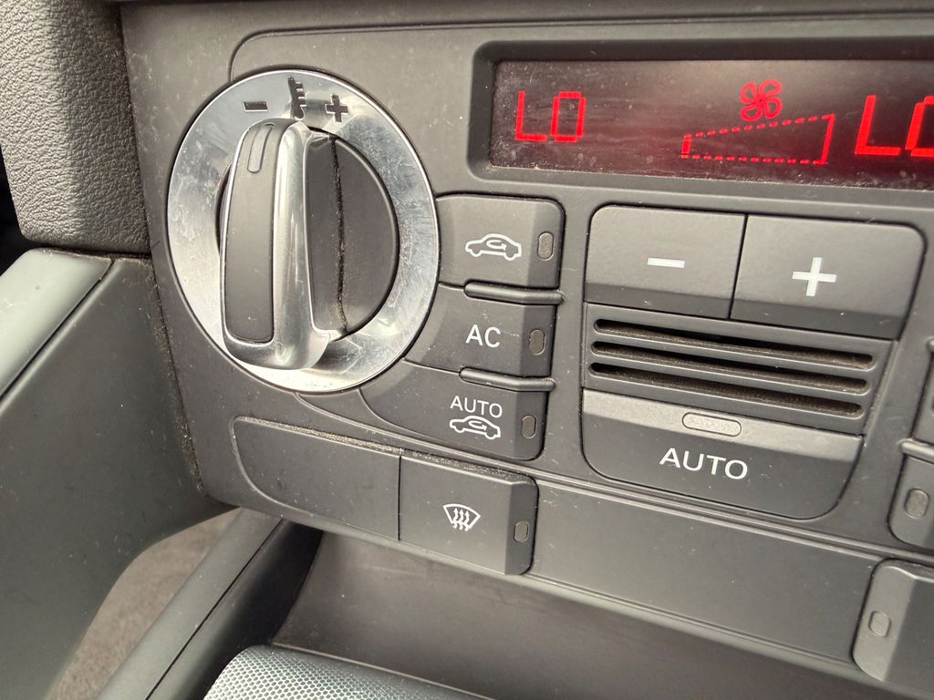 Audi Cabriolet  Black #19