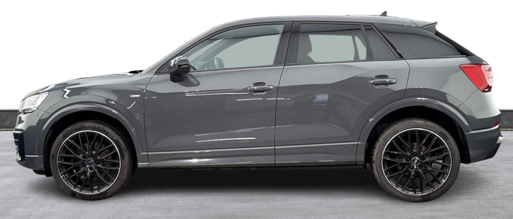 Audi Q2 1.5 Tfsi Cod 35 Black Edition Suv Manua  #4