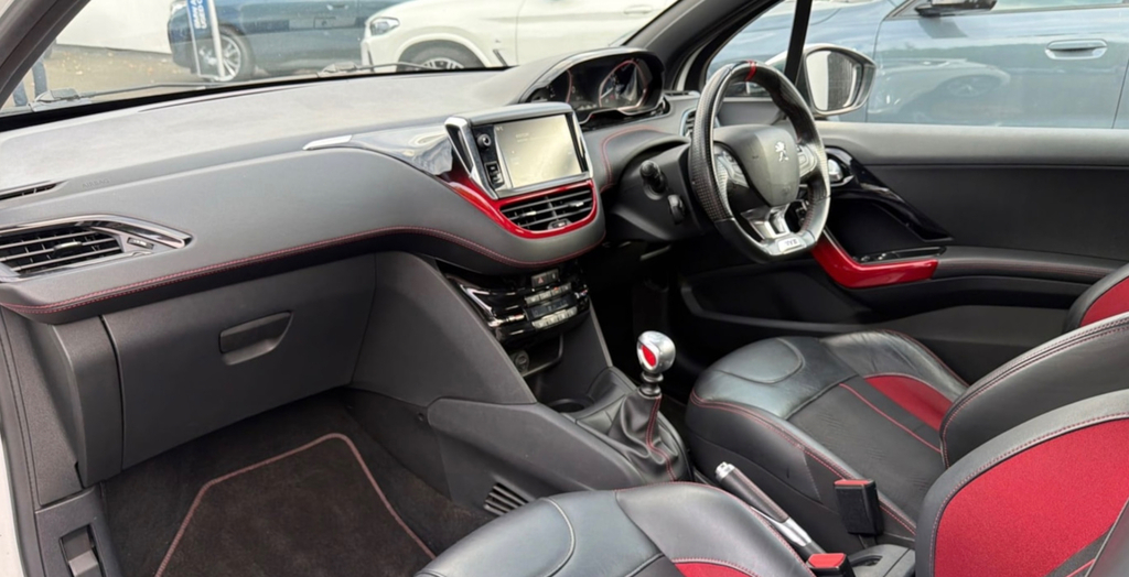 Peugeot 208 1.6 Thp Gti Hatchback Euro 5 20  #6