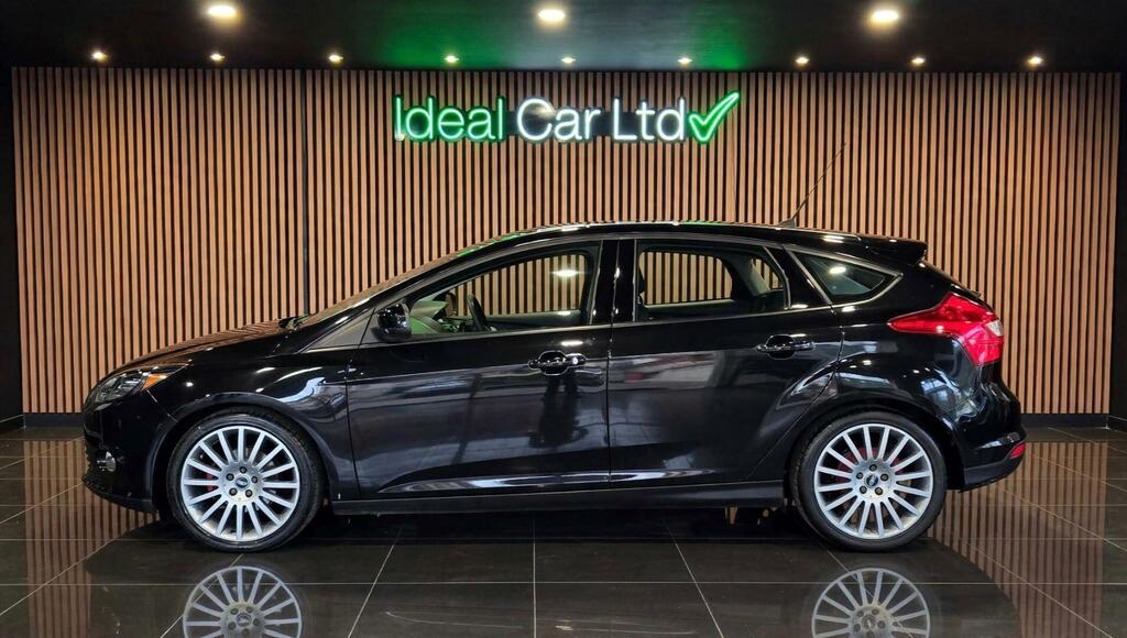 Ford Focus 1.6 Tdci Econetic Titanium Euro 5 Ss FE13EBX Black #4