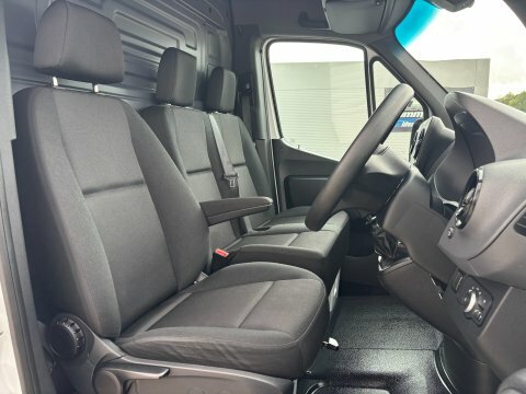 Mercedes-Benz Sprinter 315 Cdi L3 White #4
