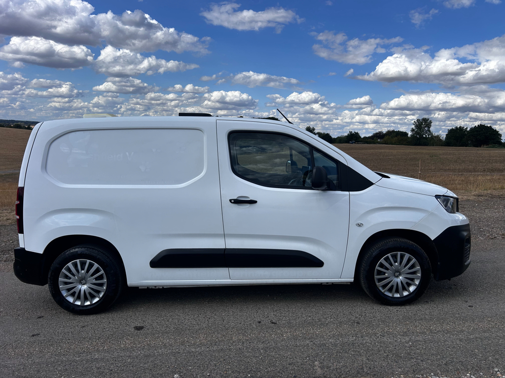 Peugeot Partner Bluehdi Professional L1  #3