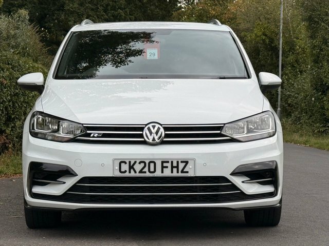 Volkswagen Touran 2020 1.5 Tsi Evo R-line Mpv Dsg Euro 6 White #2