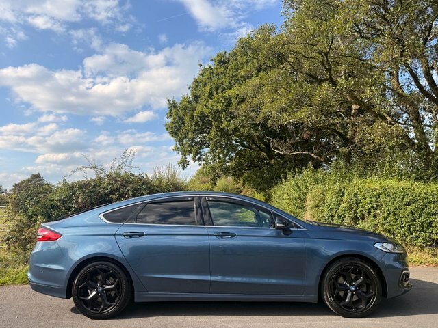 Ford Mondeo 2019 2.0 Ecoblue Titanium Edition Hatchback Di Blue #5