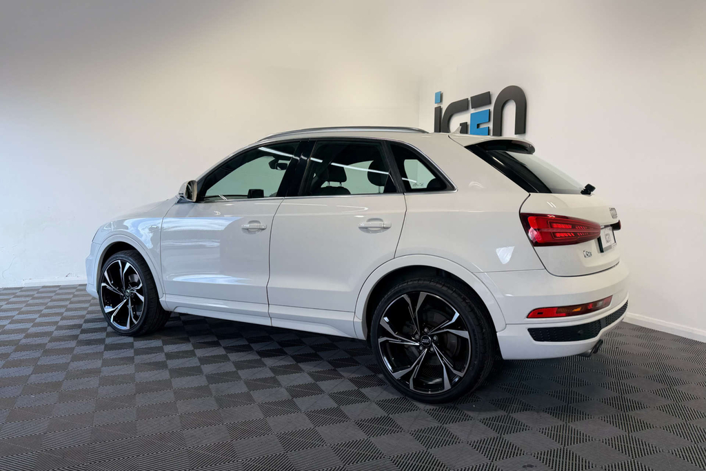 Audi Q3 S Line Edition Tfsi LS67CFZ #5