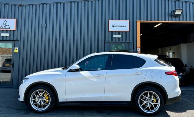 Alfa Romeo Stelvio 2.0T Milano Edizione Suv Q4 Awd Eu Yellow #6