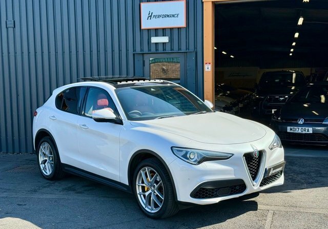 Alfa Romeo Stelvio 2.0T Milano Edizione Suv Q4 Awd Eu Yellow #4