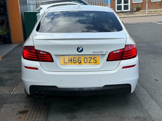 BMW 5 Series 520D Se Blue #9