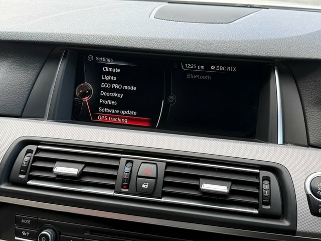 BMW 5 Series 520D Se Blue #35