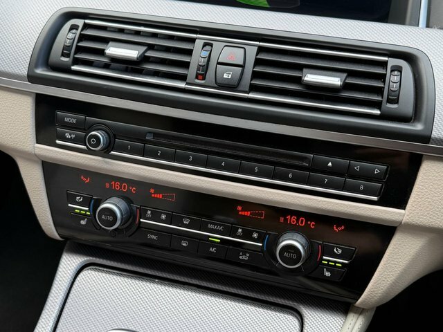 BMW 5 Series 520D Se Blue #16
