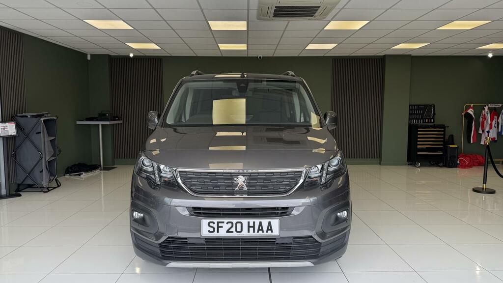 Peugeot Rifter Just 17 753 Miles Now Ply Boarded As A Van Or Rea Grey
