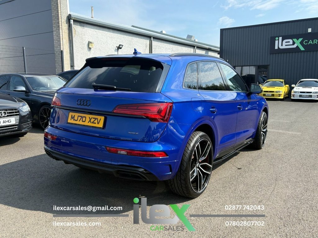 Audi Q5 2L Edition 1 MJ70XZV Blue #5