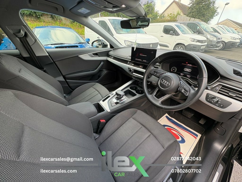Audi A4 2L Technik Black #6