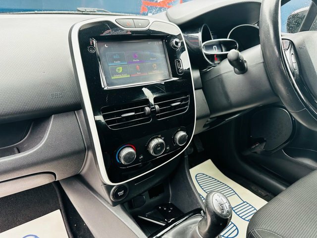 Renault Clio Dynamique Nav Dci Black #25