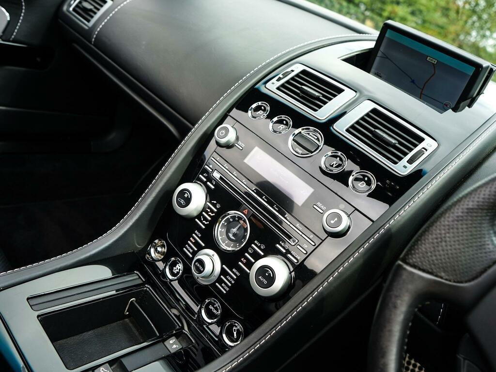 Aston Martin DB9 Petrol  #6