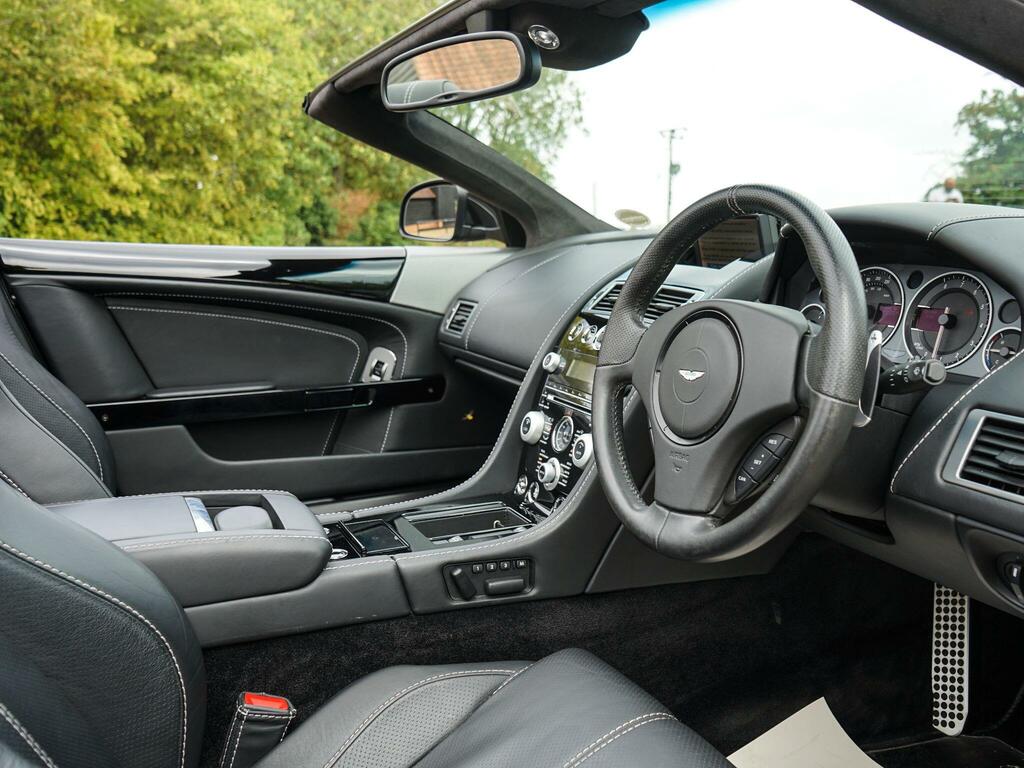 Aston Martin DB9 6L Null Silver #19