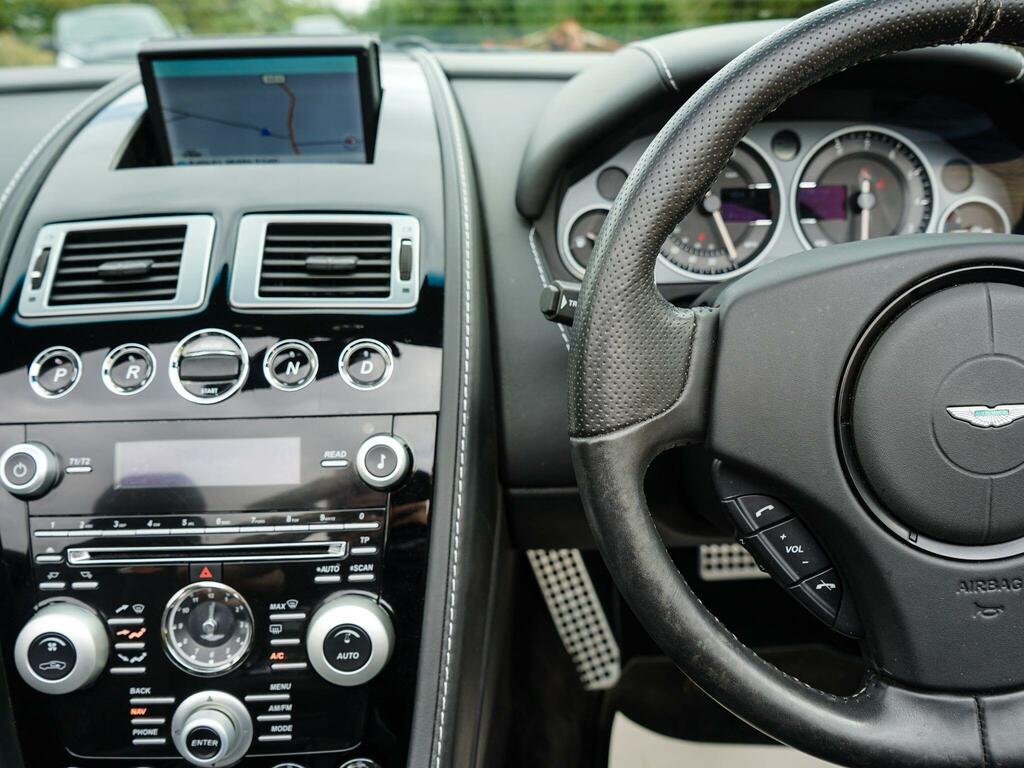 Aston Martin DB9 6L Null Silver #8