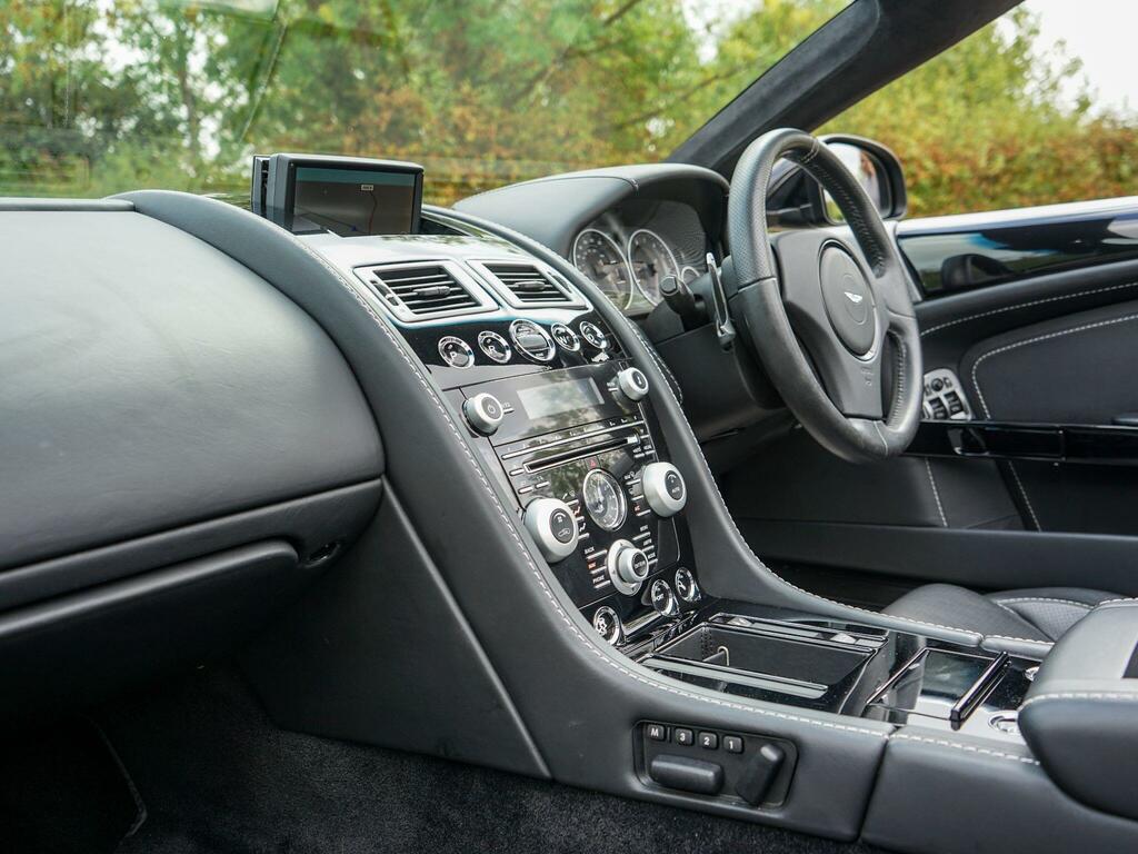 Aston Martin DB9 6L Null Silver #15