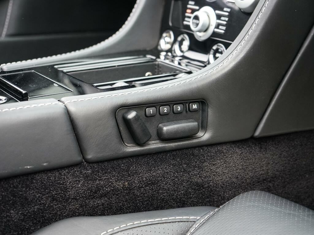 Aston Martin DB9 6L Null Silver #25
