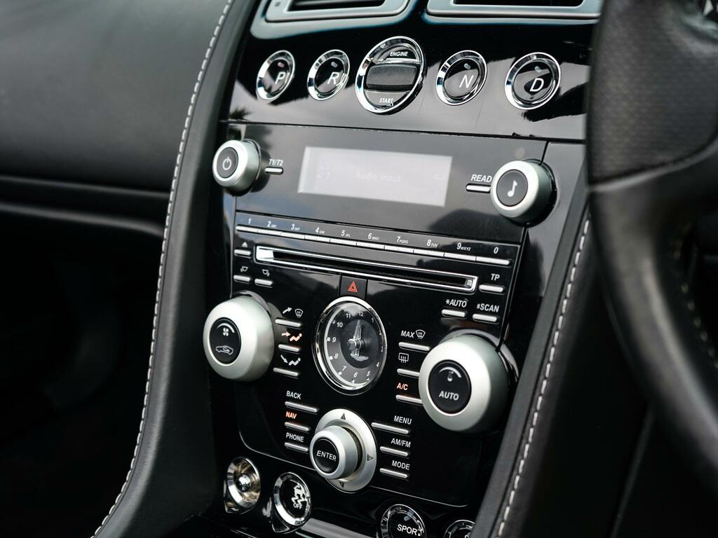 Aston Martin DB9 6L Null Silver #23