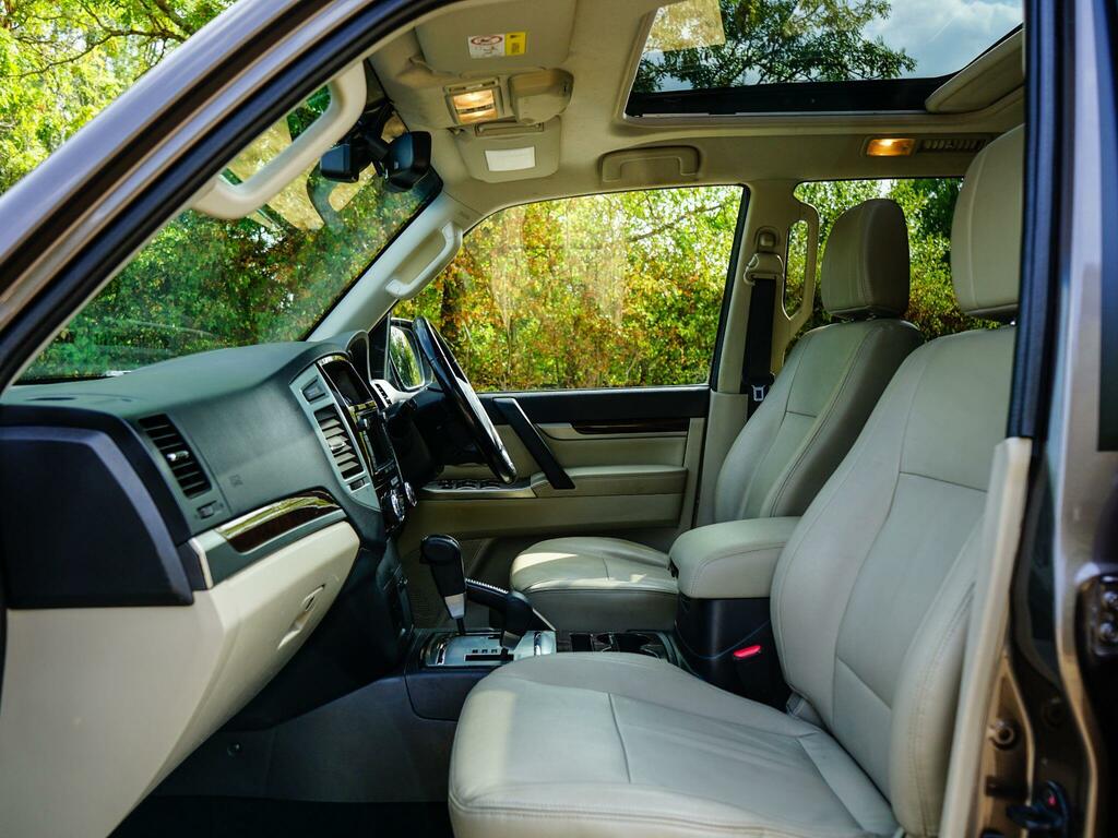 Mitsubishi Shogun Diesel  #3