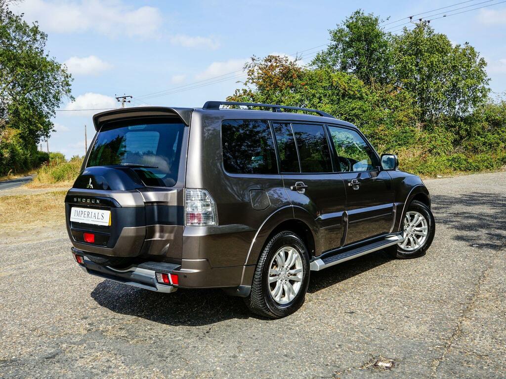 Mitsubishi Shogun Diesel  #4
