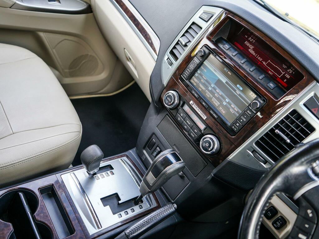 Mitsubishi Shogun Diesel  #6
