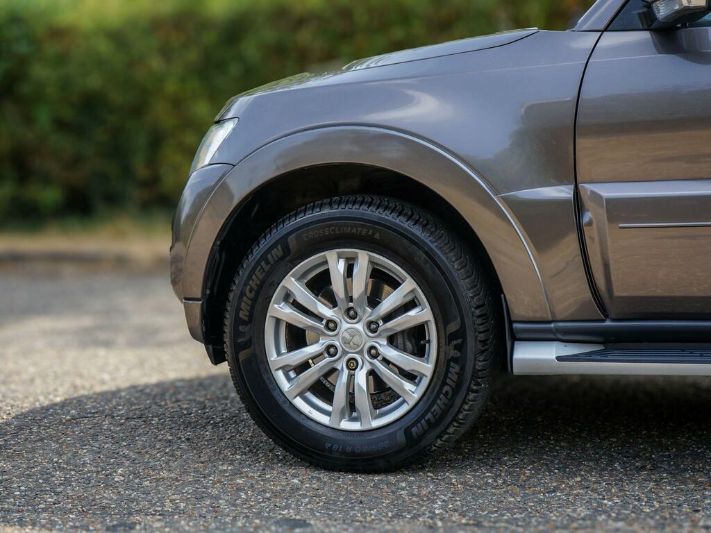 Mitsubishi Shogun Diesel  #5