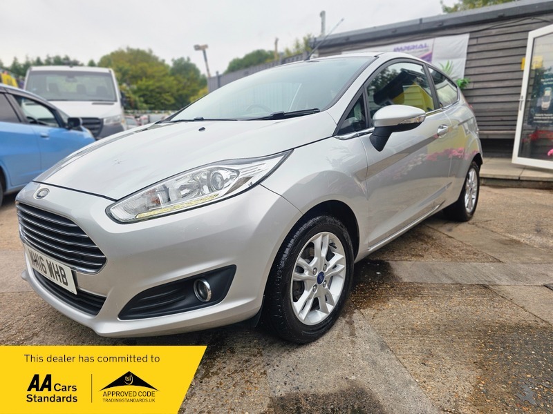 Ford Fiesta 1.25 Zetec Hatchback WM16WHB Silver #2
