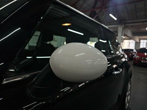 Mini Hatch White #86