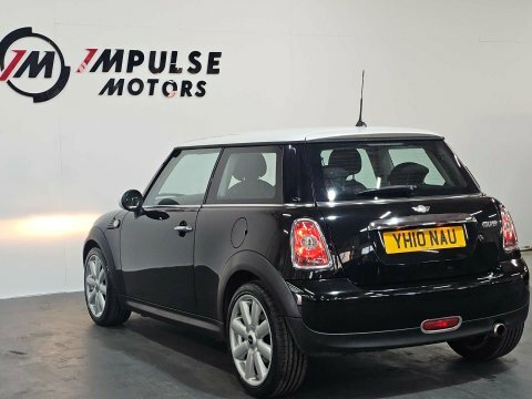 Mini Hatch White #8