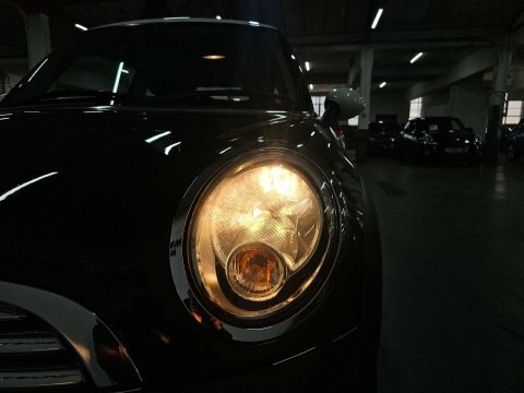 Mini Hatch White #82