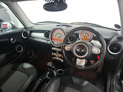 Mini Hatch White #11