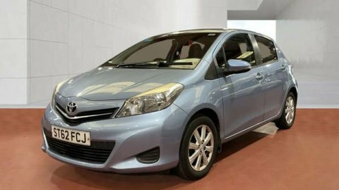 Toyota Yaris 1.3 Yaris Tr Blue #2