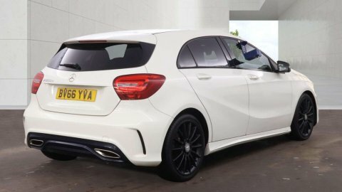 Mercedes-Benz A Class 2.1 A200d Amg BV66YVA White #4