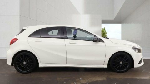 Mercedes-Benz A Class 2.1 A200d Amg BV66YVA White #5