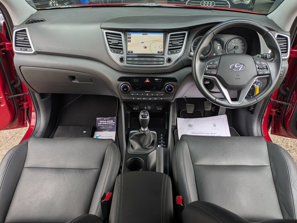 Hyundai Tucson 1.7 Tucson Sport Edition. Full Service Just Done. Red #4