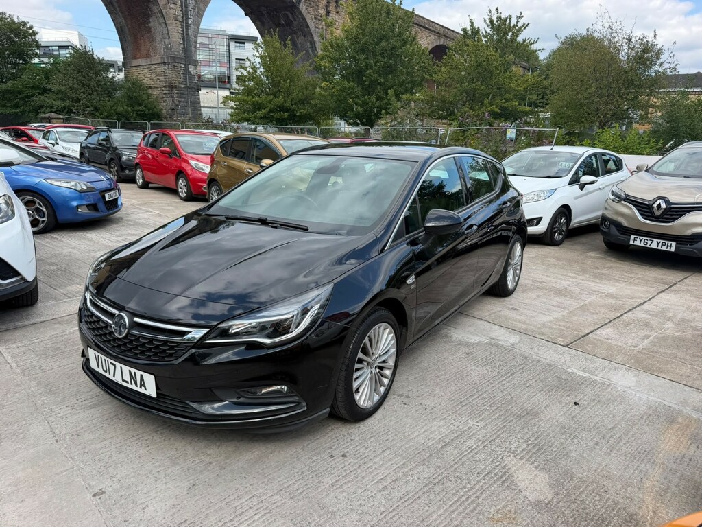 Vauxhall Astra 1.4 I Turbo Elite Nav Black
