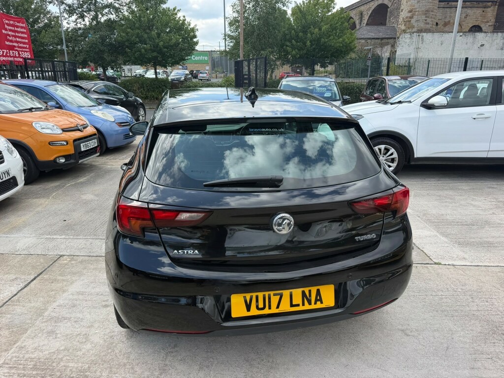 Vauxhall Astra 1.4 I Turbo Elite Nav Black #4