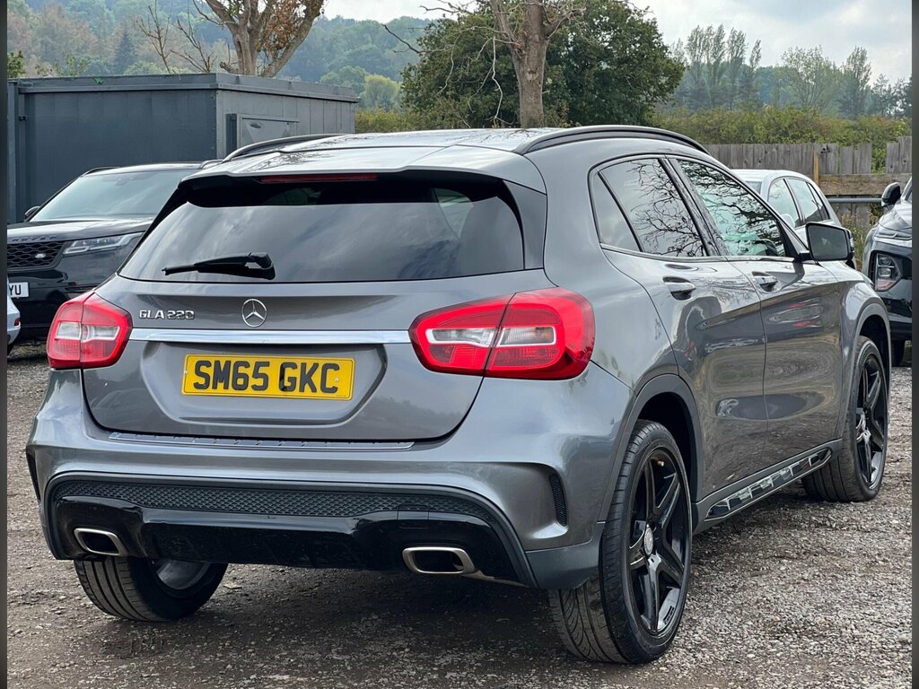 Mercedes-Benz GLA Class 2.1 Gla200d Amg Line Executive Suv Ma Red #7