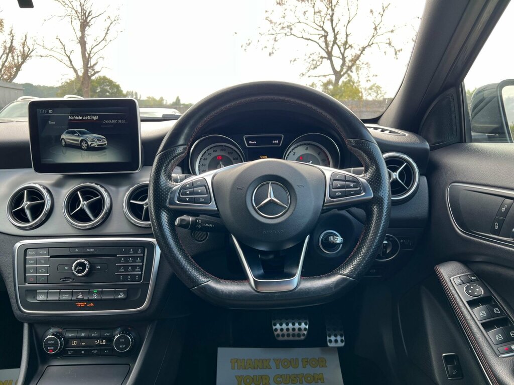 Mercedes-Benz GLA Class 2.1 Gla200d Amg Line Executive Suv Ma Red #44