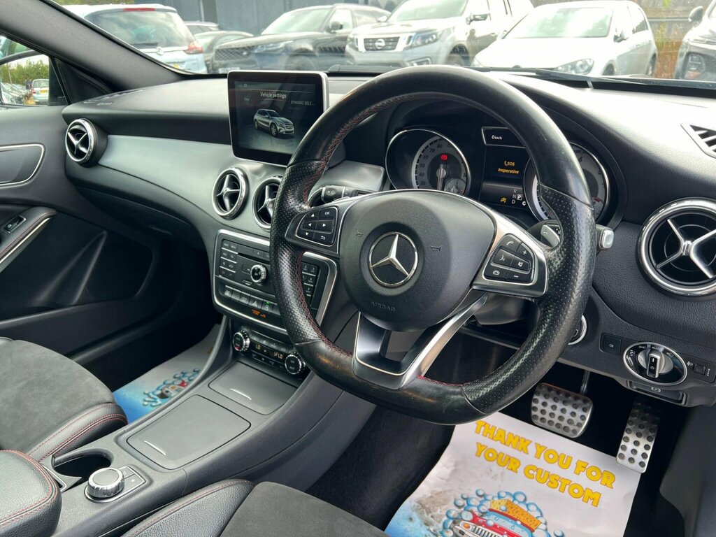 Mercedes-Benz GLA Class 2.1 Gla200d Amg Line Executive Suv Ma Red #29