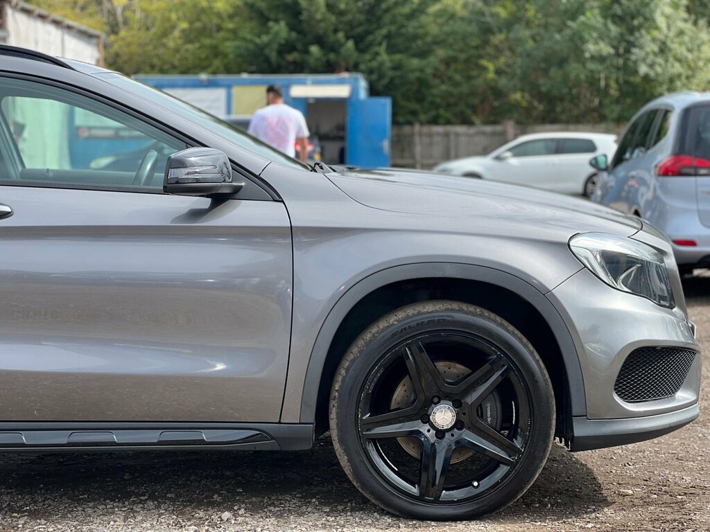 Mercedes-Benz GLA Class 2.1 Gla200d Amg Line Executive Suv Ma Red #13