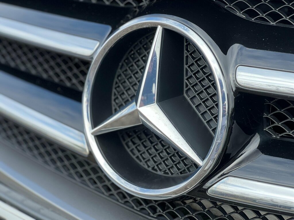 Mercedes-Benz GLA Class 2.1 Gla200d Amg Line Executive Suv Ma Red #26
